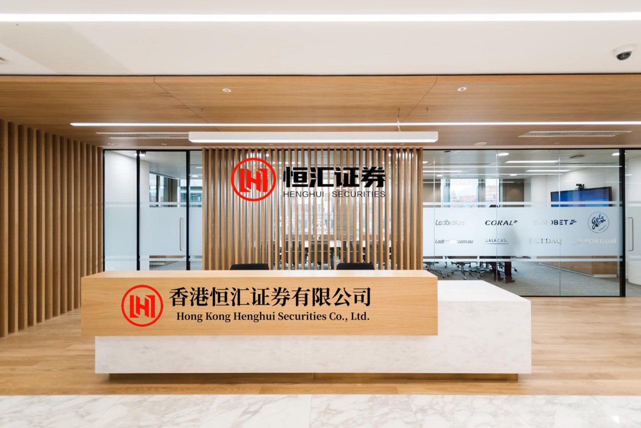 杜德配资平台 散户在股市中“涨也担忧、跌也担忧”，主要和自身心态、信息差、操作习惯等因素有关，具体可以从这几个方面理解：涨时担忧：怕利...